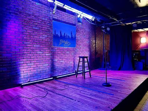 What Happened at the New York Comedy Club: A Night of Laughter, Chaos, and Unexpected Revelations